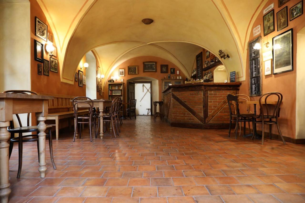Historicke Apartmany Zelenohorska Posta Nepomuk Zewnętrze zdjęcie