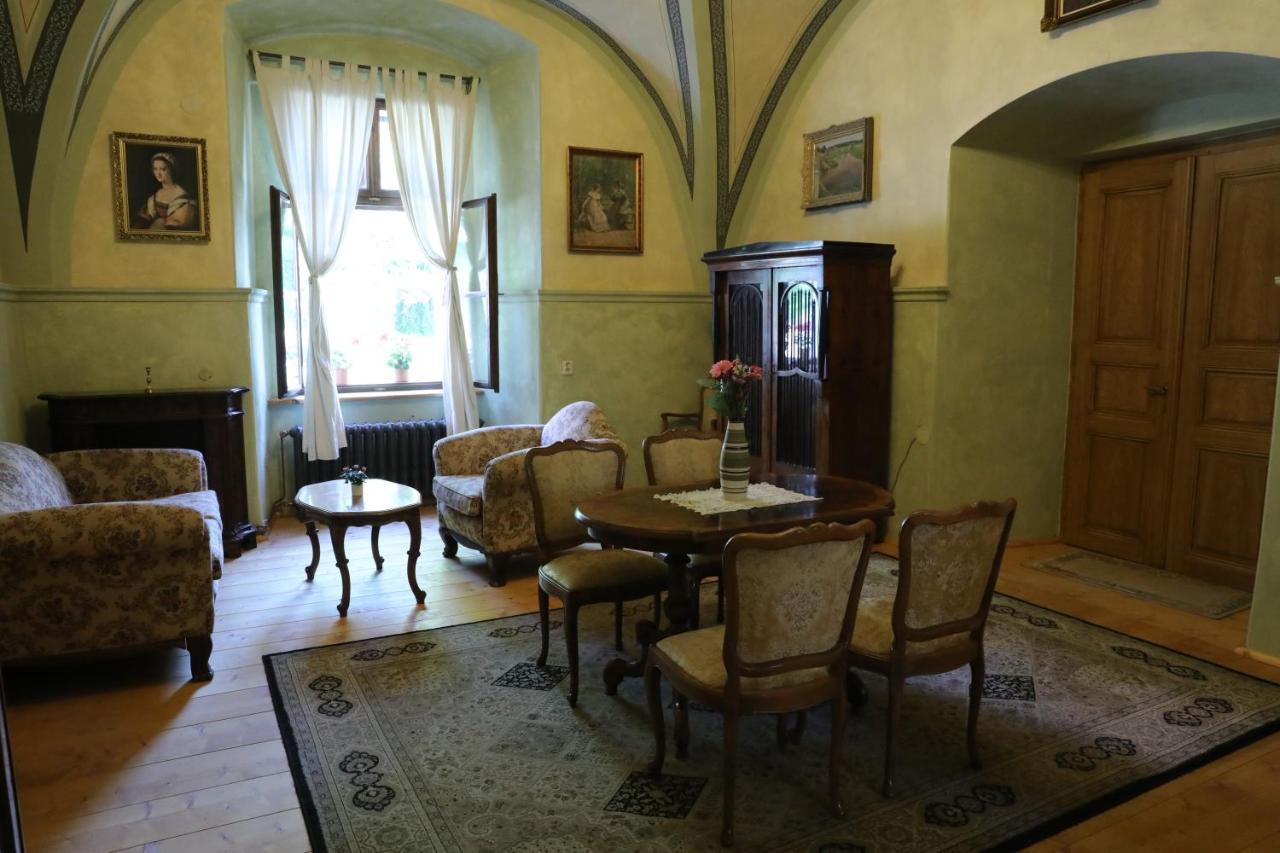 Historicke Apartmany Zelenohorska Posta Nepomuk Zewnętrze zdjęcie