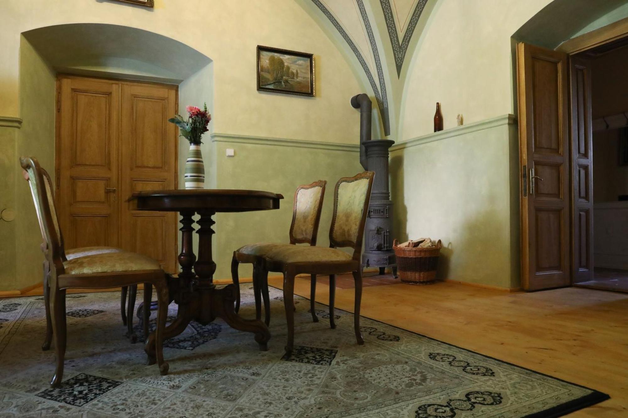 Historicke Apartmany Zelenohorska Posta Nepomuk Zewnętrze zdjęcie